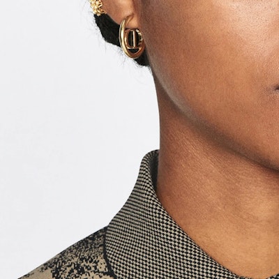 (Women) DIOR 30 Montaigne Metal Earrings for Women - Elegant & Fashionable. E2050WOMMT-D300 Purchase (Women) DIOR 30 Montaigne Metal Earrings for Women - Elegant & Fashionable. E2050WOMMT-D300