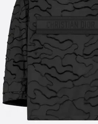 (W) Chaqueta Acolchada con Capucha Camuflaje Negro DIOR. 017C10A2960-X9000 Details for (W) Chaqueta Acolchada con Capucha Camuflaje Negro DIOR. 017C10A2960-X9000