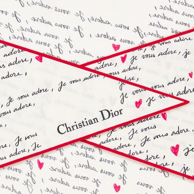(Women) DIOR  White Limited Edition Silk Scarf with Heart Letter Print Design. 45ADO101I608_C089 圖 4