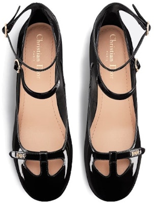 (W) Dior Aime Dior Patent Leather Buckle ‘Fashion Block Heel’ Kulit Asli KCV037VNI_S900 Shop (W) Dior Aime Dior Patent Leather Buckle ‘Fashion Block Heel’ Kulit Asli KCV037VNI_S900