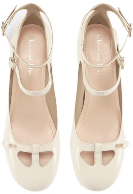 (W) Dior Aime Dior Tacón Bloque Punta Redonda Cuero Charol 'Blanco' KCB805VNI_S03W Lookbook (W) Dior Aime Dior Tacón Bloque Punta Redonda Cuero Charol 'Blanco' KCB805VNI_S03W