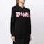 Shop (W) Dior Archive Letter Patch Crewneck Pullover Wanita Hitam. 923J620W1242-984