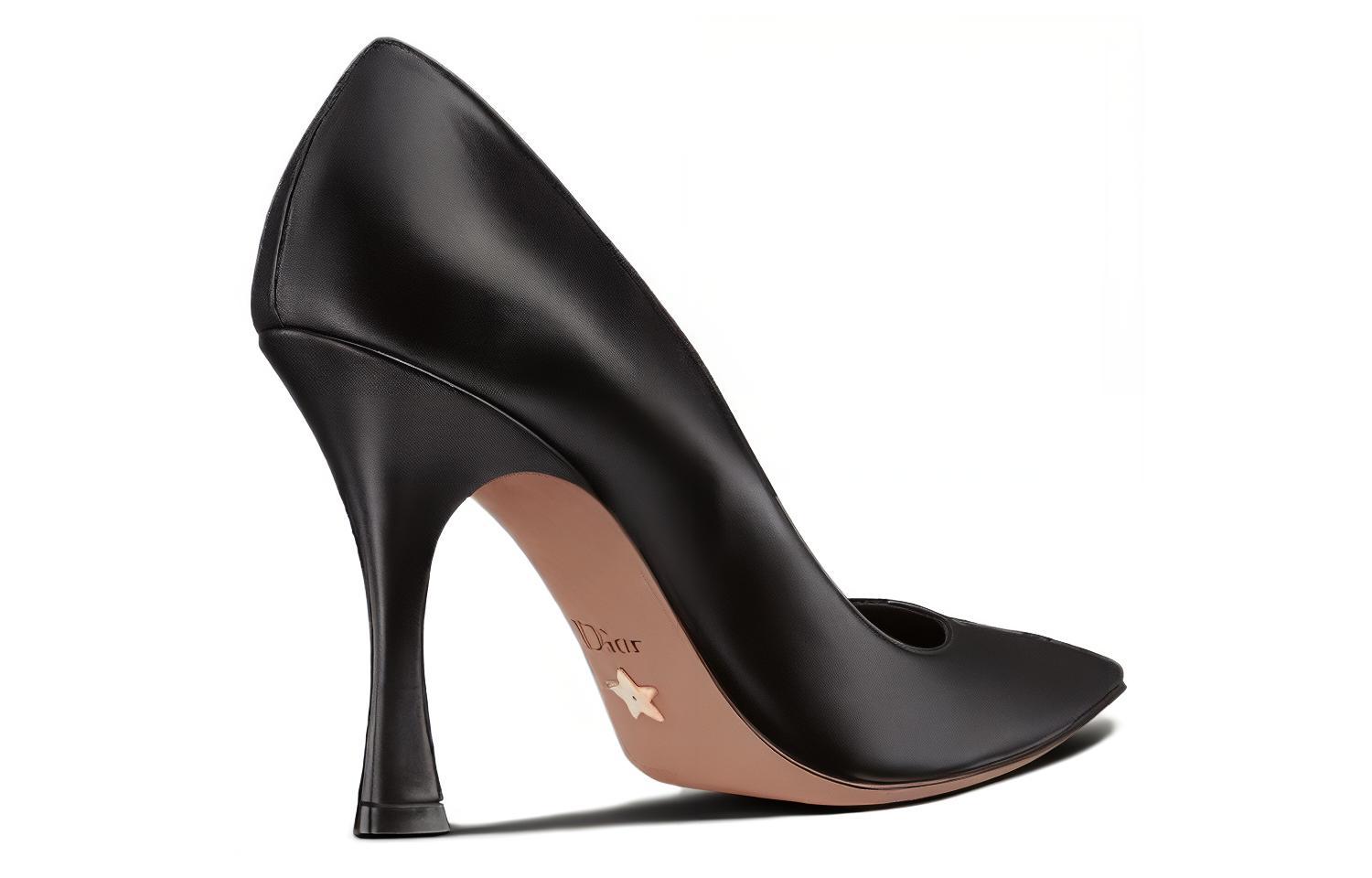 Lookbook (W) 디올 어트랙트 '심플 블랙 하이힐' KCP932VSO_S900