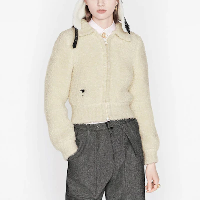 (W) 디올 베이지 비 자수 롱슬리브 캐주얼 숏코트 154V05AM114-X0810 Details for (W) 디올 베이지 비 자수 롱슬리브 캐주얼 숏코트 154V05AM114-X0810