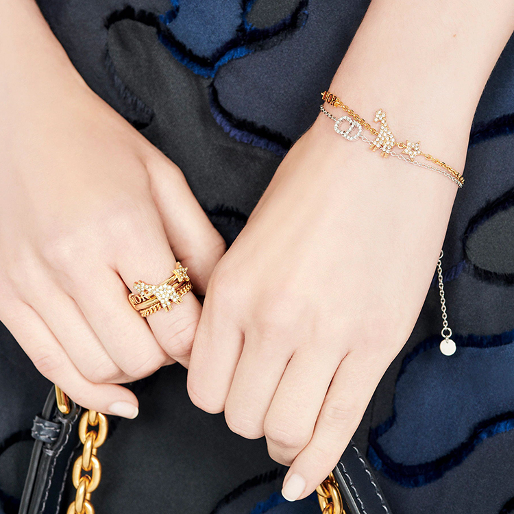 (Women) DIOR CD Logo Metal Crystal Bracelet for Women B0845CDLCY-D102 圖 6