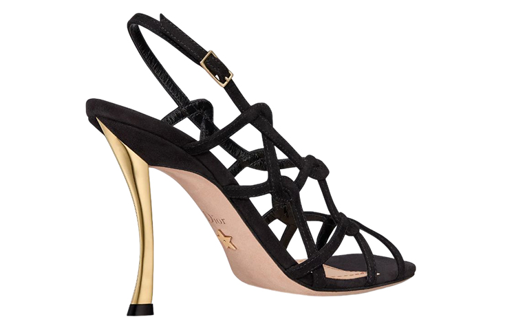 Lookbook (W) Sandal Dior D-Fame 'Black Velvet Buckle' Hitam dengan Gesper Beludru KDQ777VVV_S900