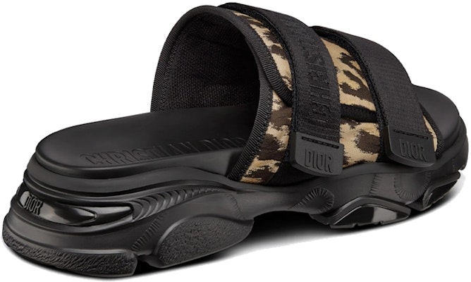 (W) Dior D-Wander Slide 'Fashion Hitam' KCQ351LNY_S29X Shop (W) Dior D-Wander Slide 'Fashion Hitam' KCQ351LNY_S29X