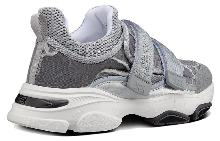 Shop (W) Dior D-Wander スニーカー グレー (Dior D-Wander Sneaker Grey) KCK299CYR-S59K