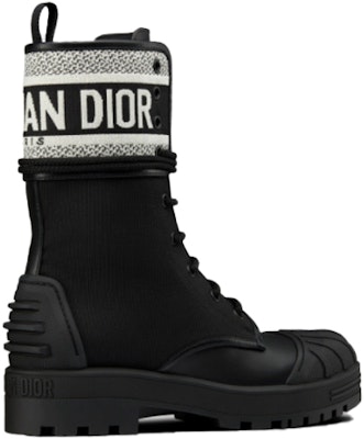 (W) 디올 D-메이저 블랙 자수 가죽 앵클부츠 (Dior D-Major 블랙 자수 부츠 is even shorter) KDI675SCR_S52X Shop (W) 디올 D-메이저 블랙 자수 가죽 앵클부츠 (Dior D-Major 블랙 자수 부츠 is even shorter) KDI675SCR_S52X