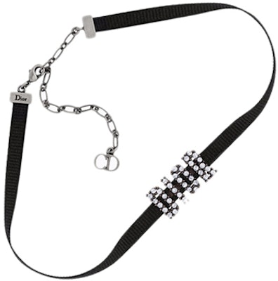 (Women) Dior Dio(r)evolution Palladium-Plated Velvet Crystal Necklace Black N0682DVOCY-942 Lookbook (Women) Dior Dio(r)evolution Palladium-Plated Velvet Crystal Necklace Black N0682DVOCY-942