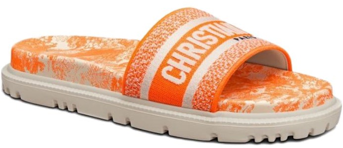 (W) 迪奥 Dway '亮橙色徽标刺绣' KCQ550TJU_S74W Lookbook (W) 迪奥 Dway '亮橙色徽标刺绣' KCQ550TJU_S74W