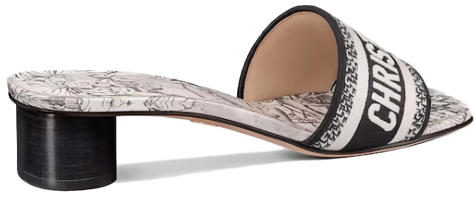 (W) Dior Dway Geborduurde Canvas Hakken Slippers ''Zwart Wit'' KCQ902VOY_S15W Shop (W) Dior Dway Geborduurde Canvas Hakken Slippers ''Zwart Wit'' KCQ902VOY_S15W