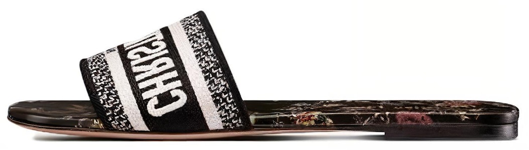 (W) Sandal Dior Dway Bordir Hitam 'Fashion Slide' KCQ209GRY_S26X Buy (W) Sandal Dior Dway Bordir Hitam 'Fashion Slide' KCQ209GRY_S26X