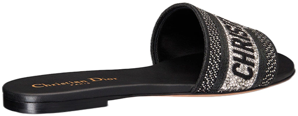 (W) Dior Dway Slide 'Katun Hitam' KCQ209CHS_S900 Lookbook (W) Dior Dway Slide 'Katun Hitam' KCQ209CHS_S900