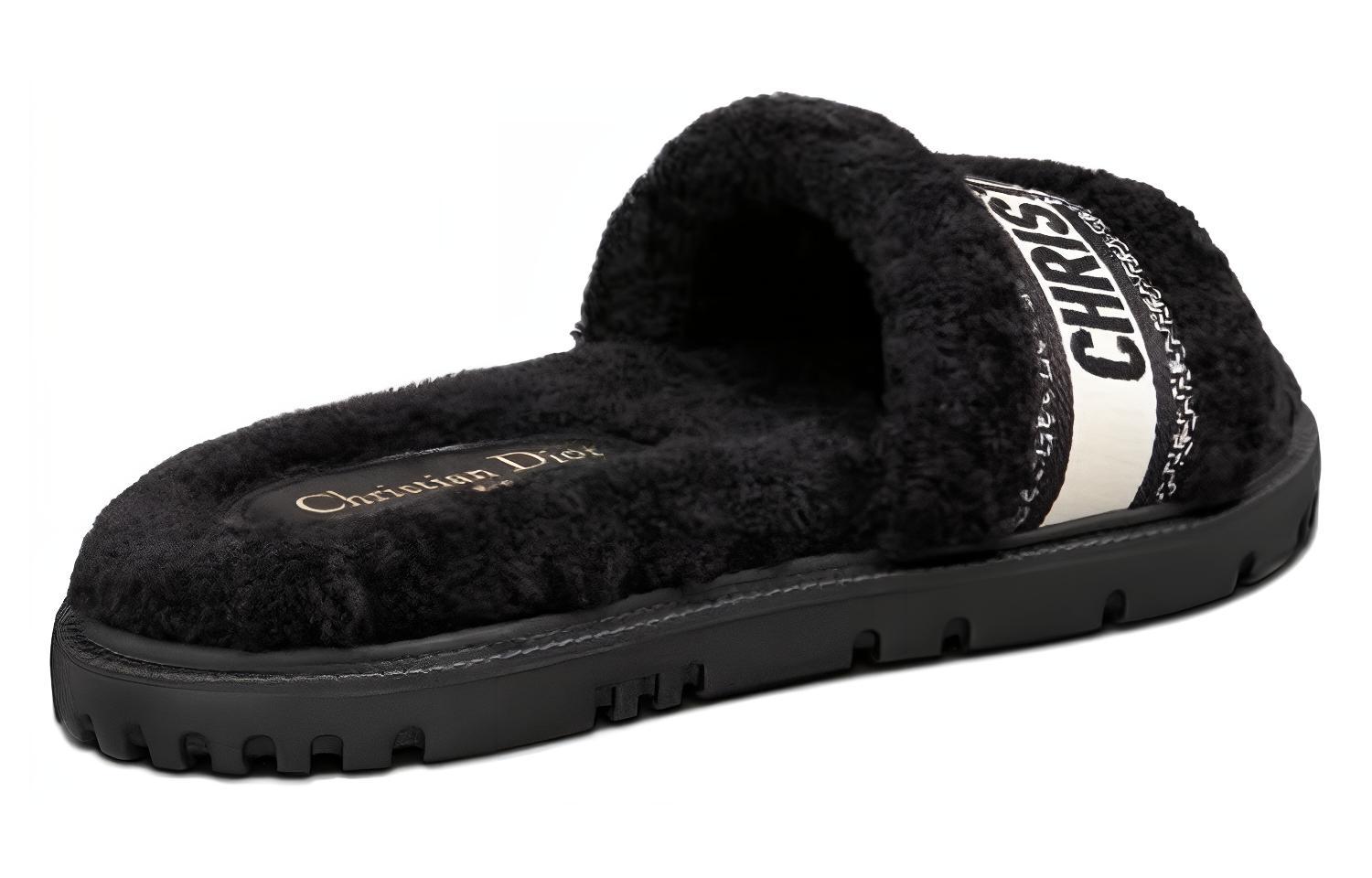 Lookbook (W) Dior Dway Slide 'Cotton Patchwork Hitam' KCQ551ESK_S11X