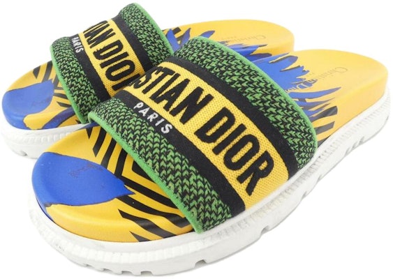 (W) Dior Dway Slide 'Logo Sulaman Kuning' KCQ550FFE_S28Y Lookbook (W) Dior Dway Slide 'Logo Sulaman Kuning' KCQ550FFE_S28Y