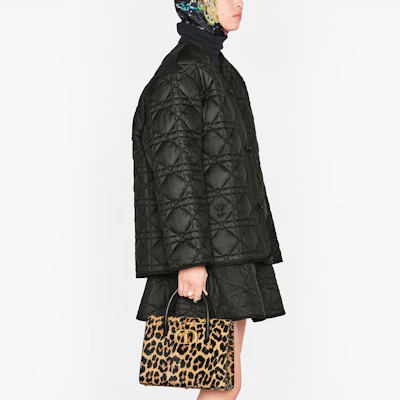 (Women) DIOR ESSENTIAL FW21 Quilted Taffeta Cannage Jacket Black 157C26A2827-X9000 Shop (Women) DIOR ESSENTIAL FW21 Quilted Taffeta Cannage Jacket Black 157C26A2827-X9000