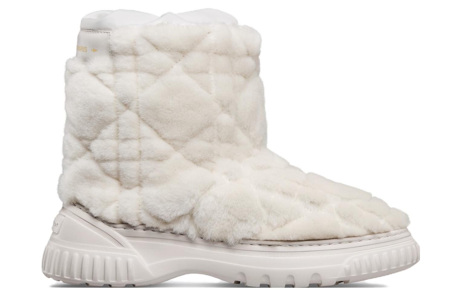 Order (W) Dior Frost 'Beludru Putih' KCI992SKK_S03W