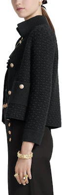(W) DIOR FW22 Cárdigan Negro de Punto con Botonadura Simple. 314V53AM202-X9000 Details for (W) DIOR FW22 Cárdigan Negro de Punto con Botonadura Simple. 314V53AM202-X9000