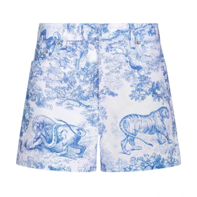 (Women) DIOR FW22 Blue Denim Shorts with Toile de Jouy Animal Print. 242P26A3526-X5881