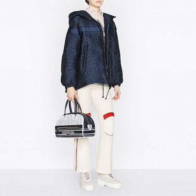 (W) Dior 2022秋冬阿尔卑斯系列撞色条纹喇叭滑雪裤 女款 米色 147P65B2120-X0200 Purchase (W) Dior 2022秋冬阿尔卑斯系列撞色条纹喇叭滑雪裤 女款 米色 147P65B2120-X0200