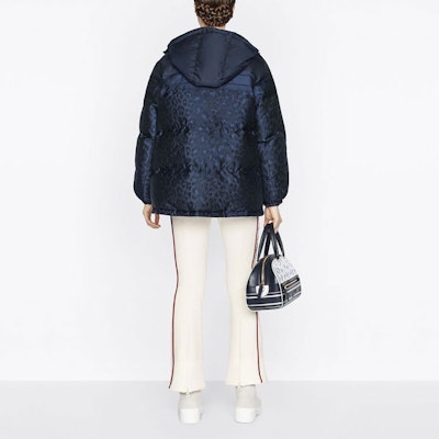 (W) Dior 2022秋冬阿尔卑斯系列撞色条纹喇叭滑雪裤 女款 米色 147P65B2120-X0200 Details for (W) Dior 2022秋冬阿尔卑斯系列撞色条纹喇叭滑雪裤 女款 米色 147P65B2120-X0200