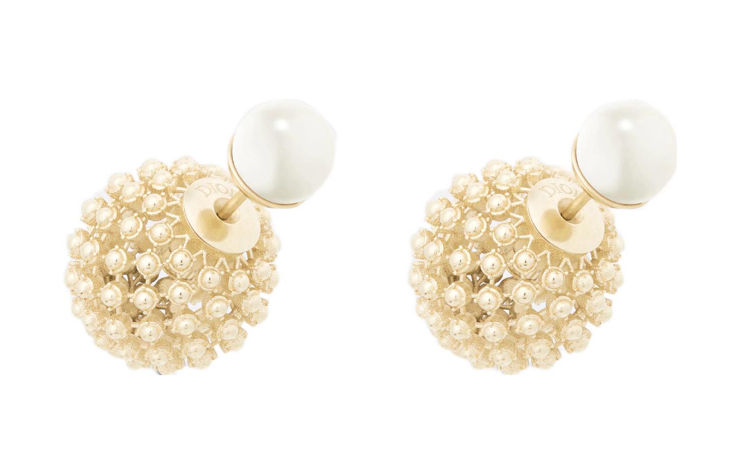 Shop (Women) Dior Gold Elegant Stylish  Earrings E2061WOMMT-D301