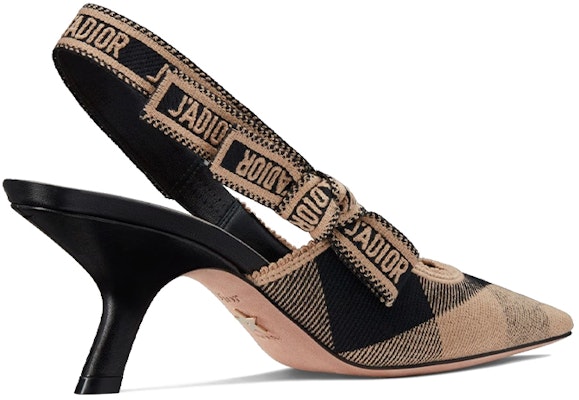 (W) Dior J'Adior Slingback Pumps Kanvas Kapas dengan Pita 'Abu-Abu' KCP867EFR_S23G KCP826WCH_S47X Lookbook (W) Dior J'Adior Slingback Pumps Kanvas Kapas dengan Pita 'Abu-Abu' KCP867EFR_S23G KCP826WCH_S47X