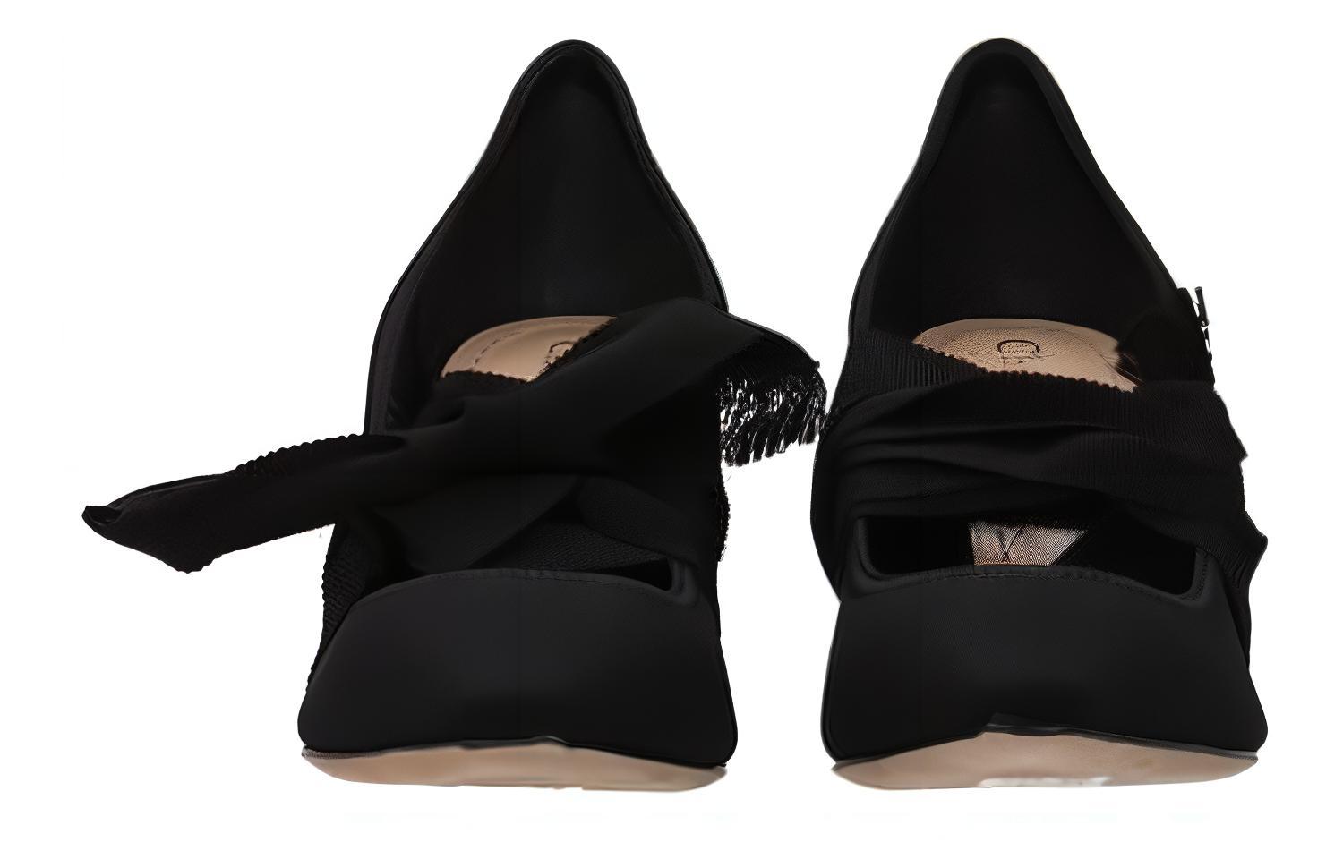 Shop (W) Dior Leren Pumps met Puntige Neus ''Elegant Zwart'' KCP500NGG_S900