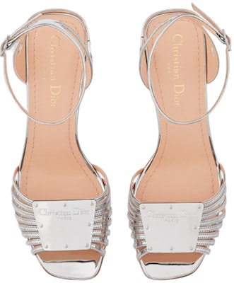 (W) Sandal Kulit Dior dengan Gesper 8cm 'Perak' KDQ877VMO_S59K Lookbook (W) Sandal Kulit Dior dengan Gesper 8cm 'Perak' KDQ877VMO_S59K
