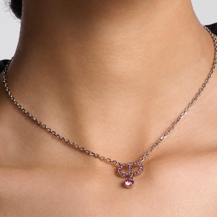 (Women) DIOR Logo Pendant Necklace for Women - Silver. N2890WOMCY 圖 4