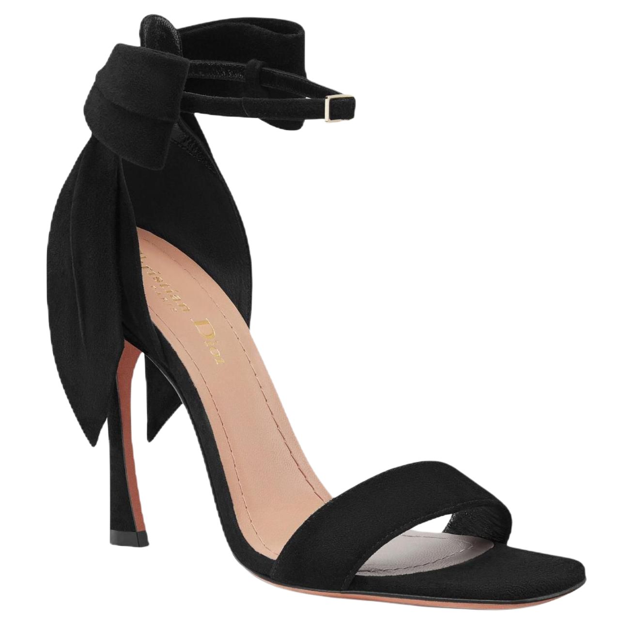 Lookbook (W) Dior Mille ''Sandalo Nero in Velluto Confortevole'' KCQ938VVV_S900