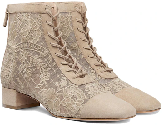 (W) Dior Stivaletto Tacco Alto 3cm ''Beige'' KCI850ROY_S10U Lookbook (W) Dior Stivaletto Tacco Alto 3cm ''Beige'' KCI850ROY_S10U