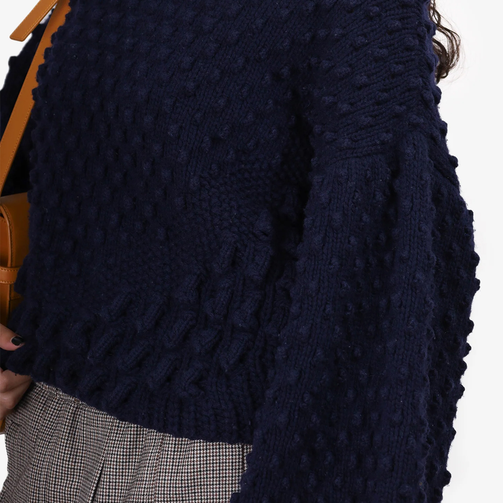 Shop (W) DIOR Navy Blue Sweater Lengan Panjang Kasual Crewneck. 7H24523AM211-502