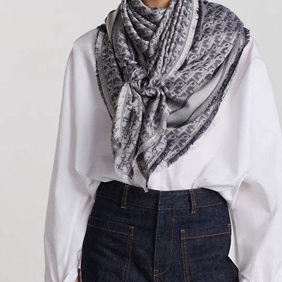 (Women) DIOR Oblique Print Silk Shawl for Women - Navy Blue 51DOB140I662_C540 Shop (Women) DIOR Oblique Print Silk Shawl for Women - Navy Blue 51DOB140I662_C540