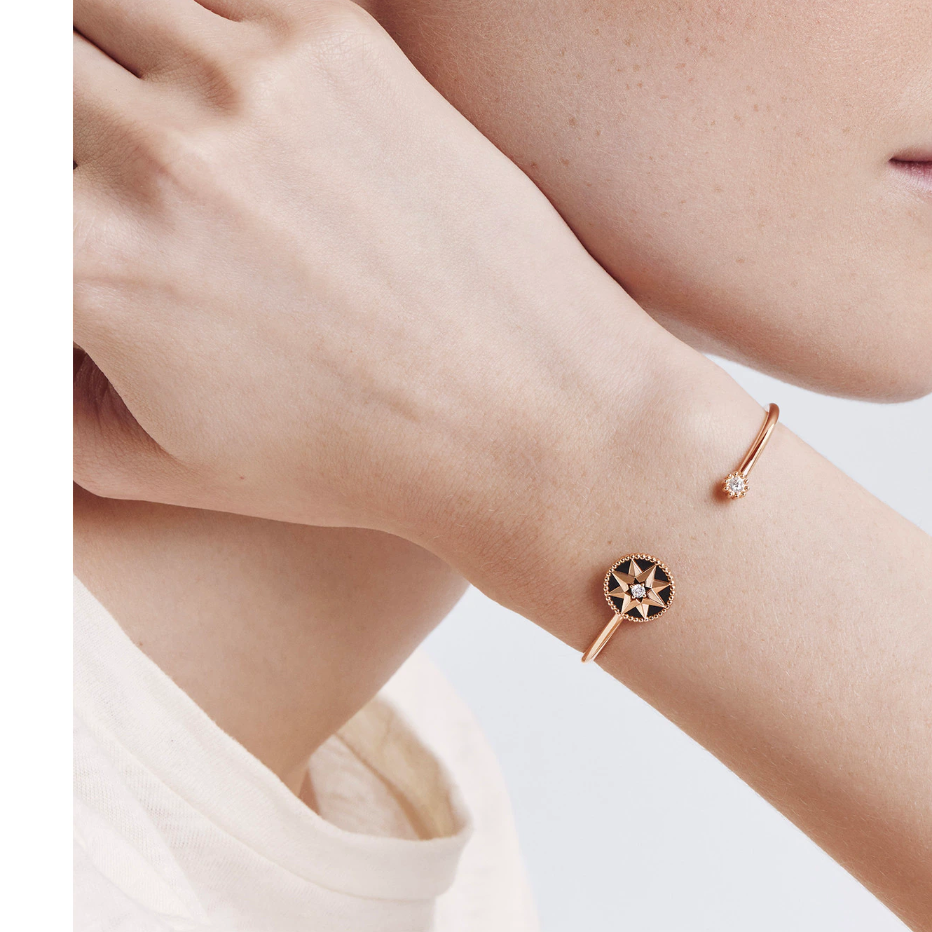 (Women) DIOR Open 18K Gold Bracelet for Women. JRDV95198-0000 圖 3