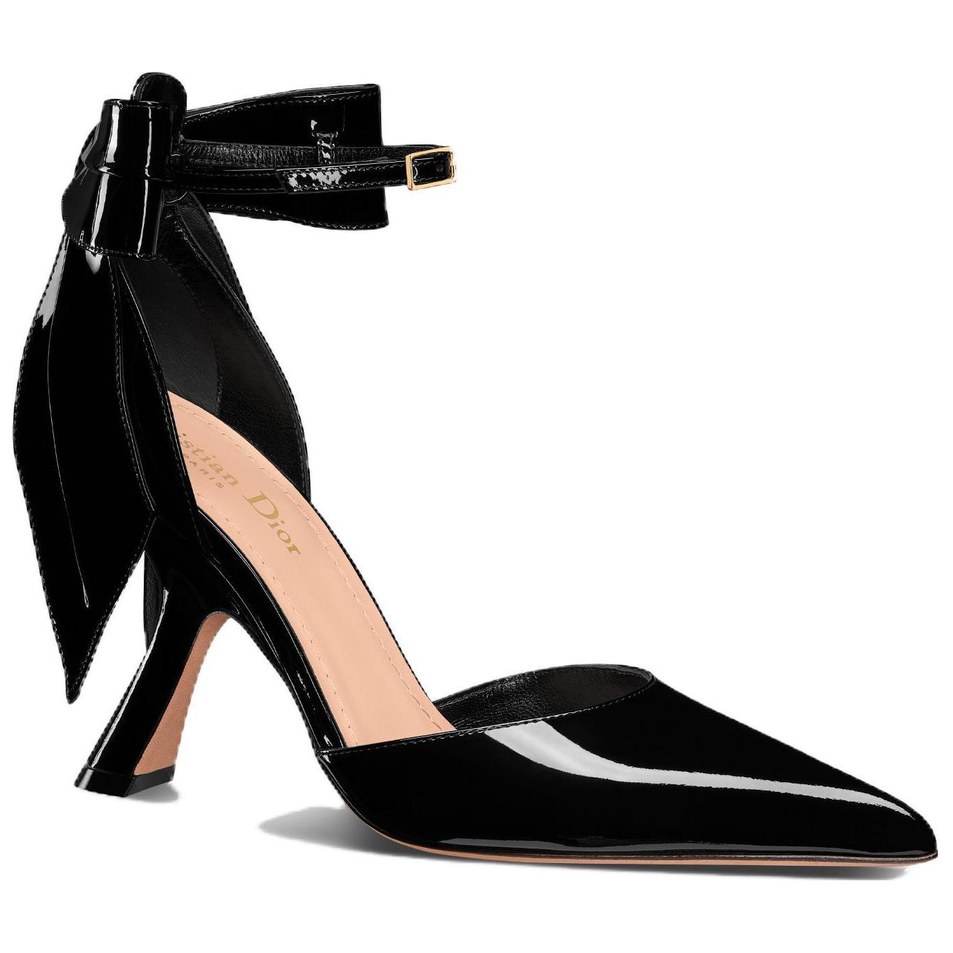 Lookbook (W) Escarpins Dior en Cuir Verni ''Élégance Simple'' Talons 10cm ''Noir'' KCV144VNI_S900