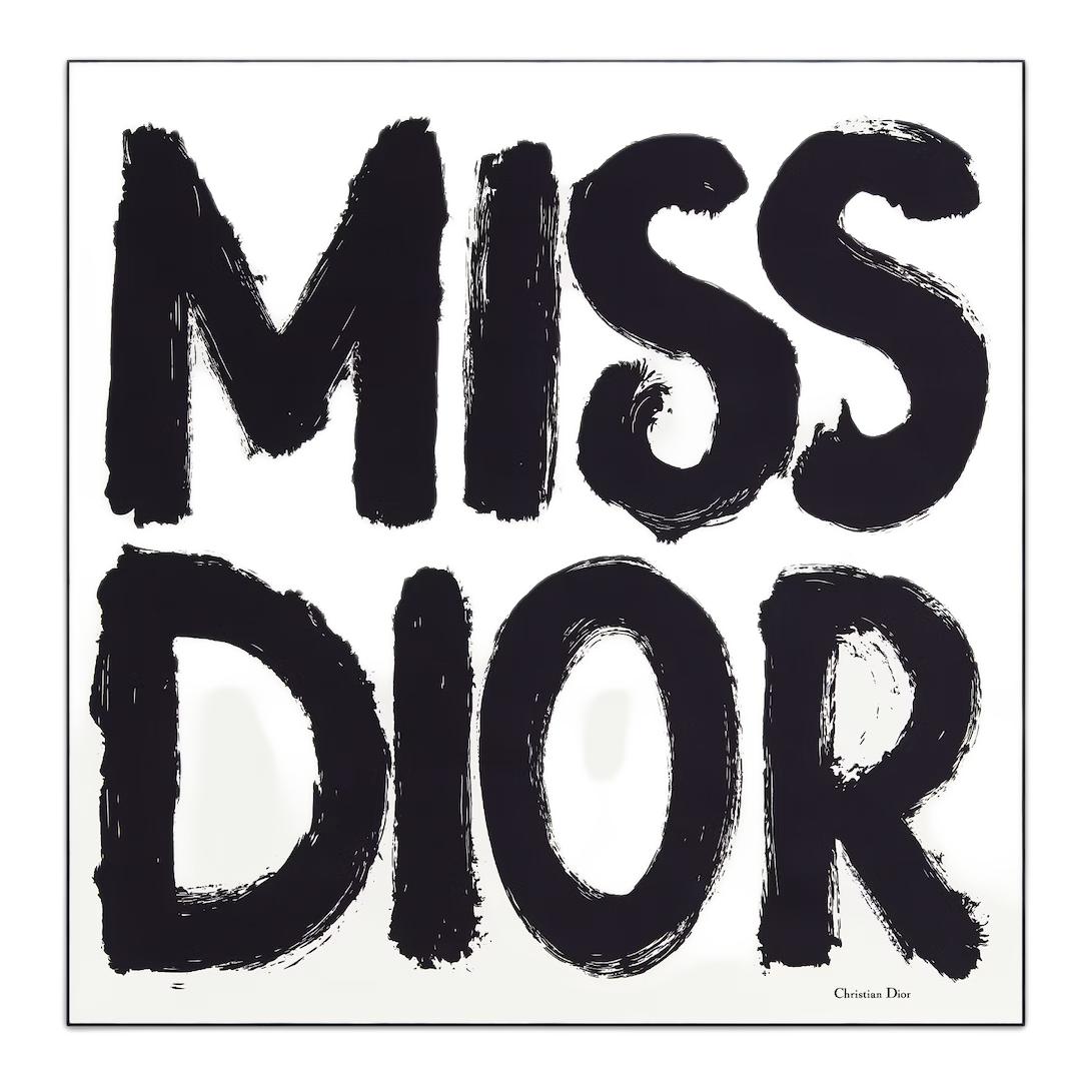 (Women) DIOR Printed Silk Scarf for Women in White. 45MID090I616_C900