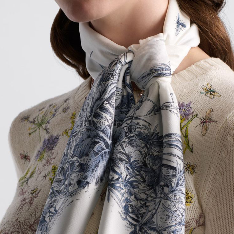 (Women) DIOR Silk Scarf  White with Logo Design. 44FLY090B610 圖 5