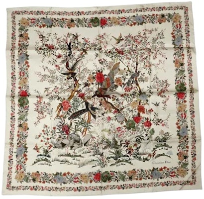 (W) 디올 실크 스카프 베이지 오리지널 디자인 25JAH090ZKDO Order (W) 디올 실크 스카프 베이지 오리지널 디자인 25JAH090ZKDO