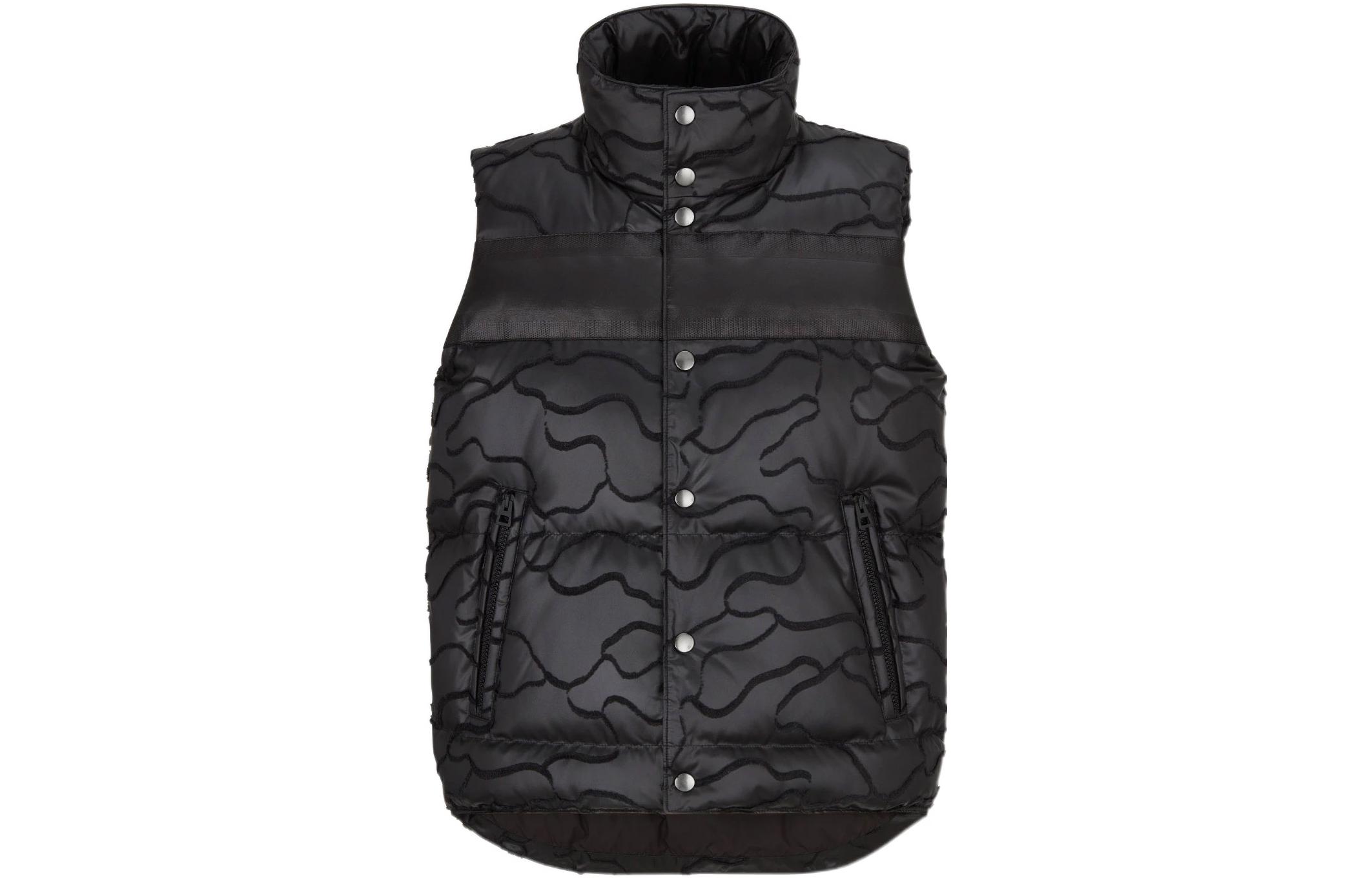 (Women) DIOR SS22  Black Camo Quilted Tech Fabric Down Vest. 147C32A2760-X9000