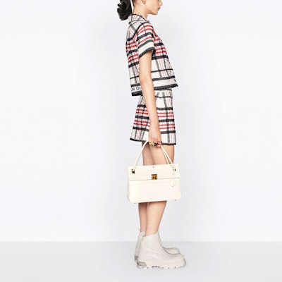 (W) DIOR SS22 Jaket Putih Kotak-Kotak Lengan Pendek Kancing Depan 224V13AM706-X5832 Purchase (W) DIOR SS22 Jaket Putih Kotak-Kotak Lengan Pendek Kancing Depan 224V13AM706-X5832