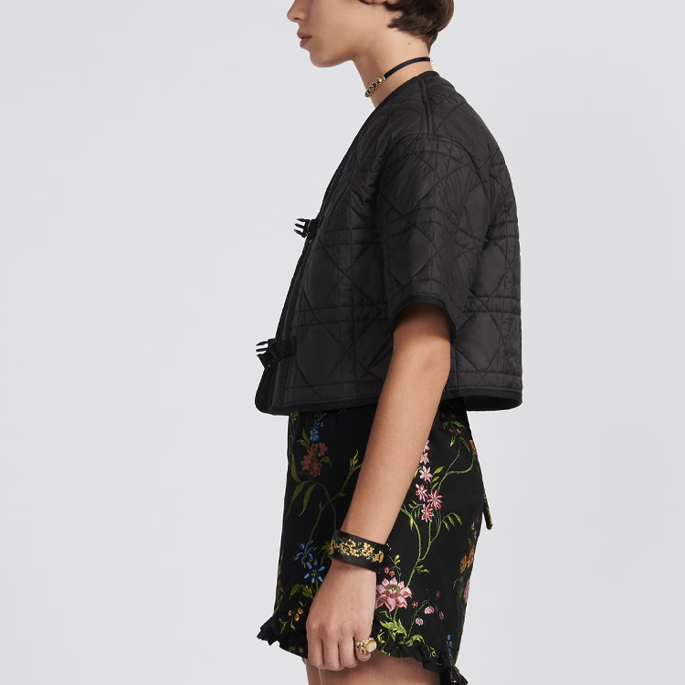 Details for (W) DIOR SS23 Jaket Quilted Lengan Pendek Wanita Hitam 327C31A2827-X9000