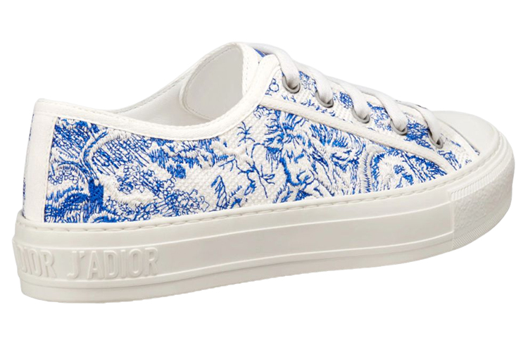 Shop (W) Dior Walk Kanvas Bordir Low-Top 'Bright Blue' KCK211TJU_S60W