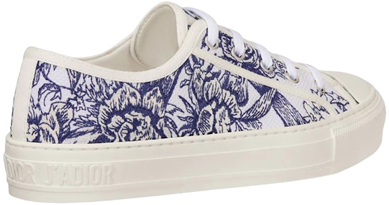 (W) Dior Walk'N'Dior 'Jardin d'Hiver - Putih Biru' KCK211JHR-S60W Lookbook (W) Dior Walk'N'Dior 'Jardin d'Hiver - Putih Biru' KCK211JHR-S60W