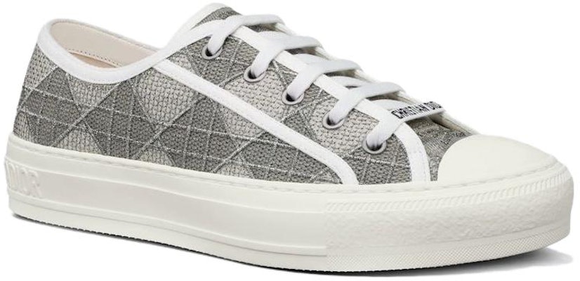 (W) Dior Walk'n'Dior Sepatu Low Top 'Abu-Abu' KCK211LOE_S75K Lookbook (W) Dior Walk'n'Dior Sepatu Low Top 'Abu-Abu' KCK211LOE_S75K