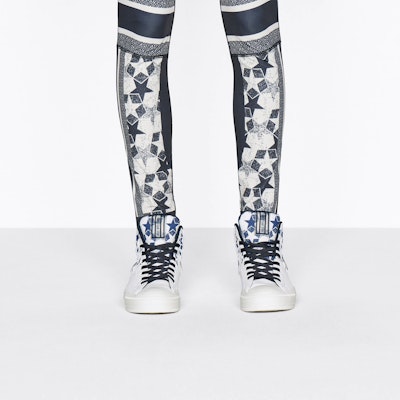 (W) Dior Walk'N'Dior Star Etoile Tinggi 'Putih Biru Laut' KCK330SZC-S29W Sizing (W) Dior Walk'N'Dior Star Etoile Tinggi 'Putih Biru Laut' KCK330SZC-S29W