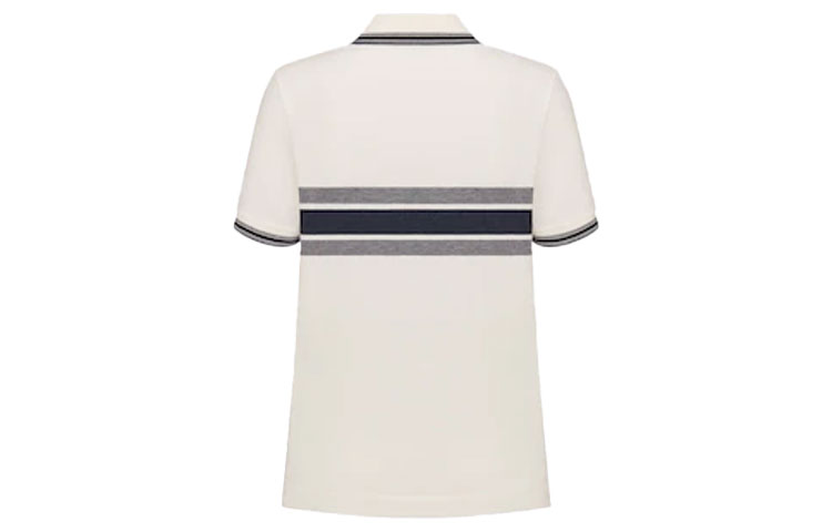 Lookbook (W) DIOR Kemeja Polo Putih Lengan Pendek dengan Jalur Logo Sulaman. 143T10A4047-X0200