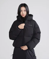 (Women) Discovery Expedition Olia Glow Down Short Puffer Jacket (Black) DWDJ94056-BKS (Women) Discovery Expedition Olia Glow Down Short Puffer Jacket (Black) DWDJ94056-BKS