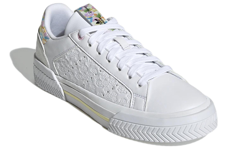 Lookbook (W) Disney x adidas Court Tourino ''Bambi'' Sneaker GV7938